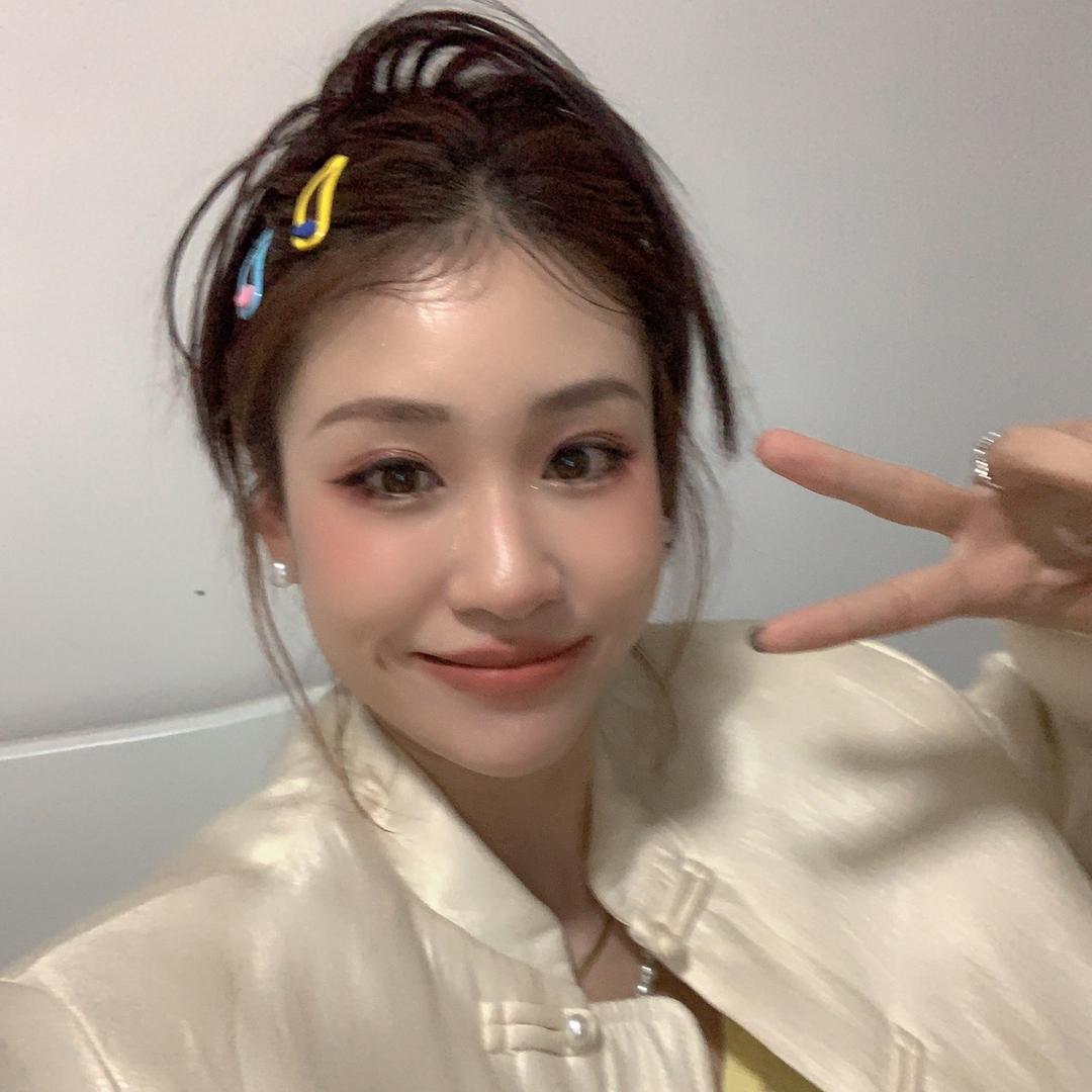 杭州四季青俩姐妹工厂店👗