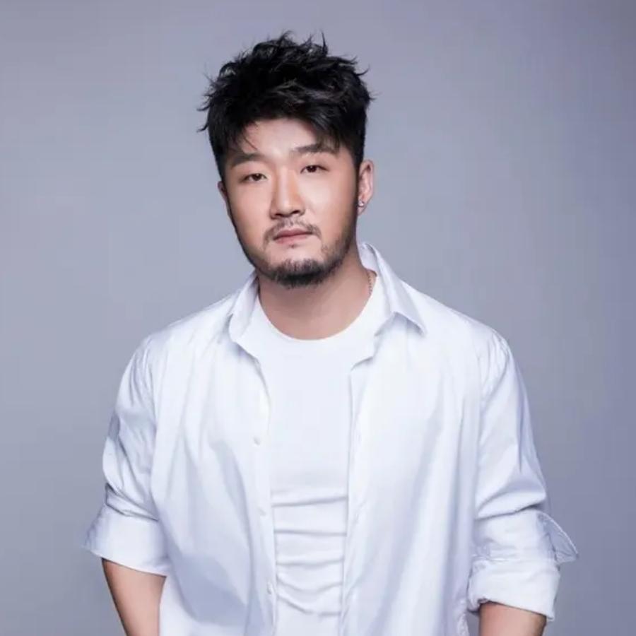 苏中立