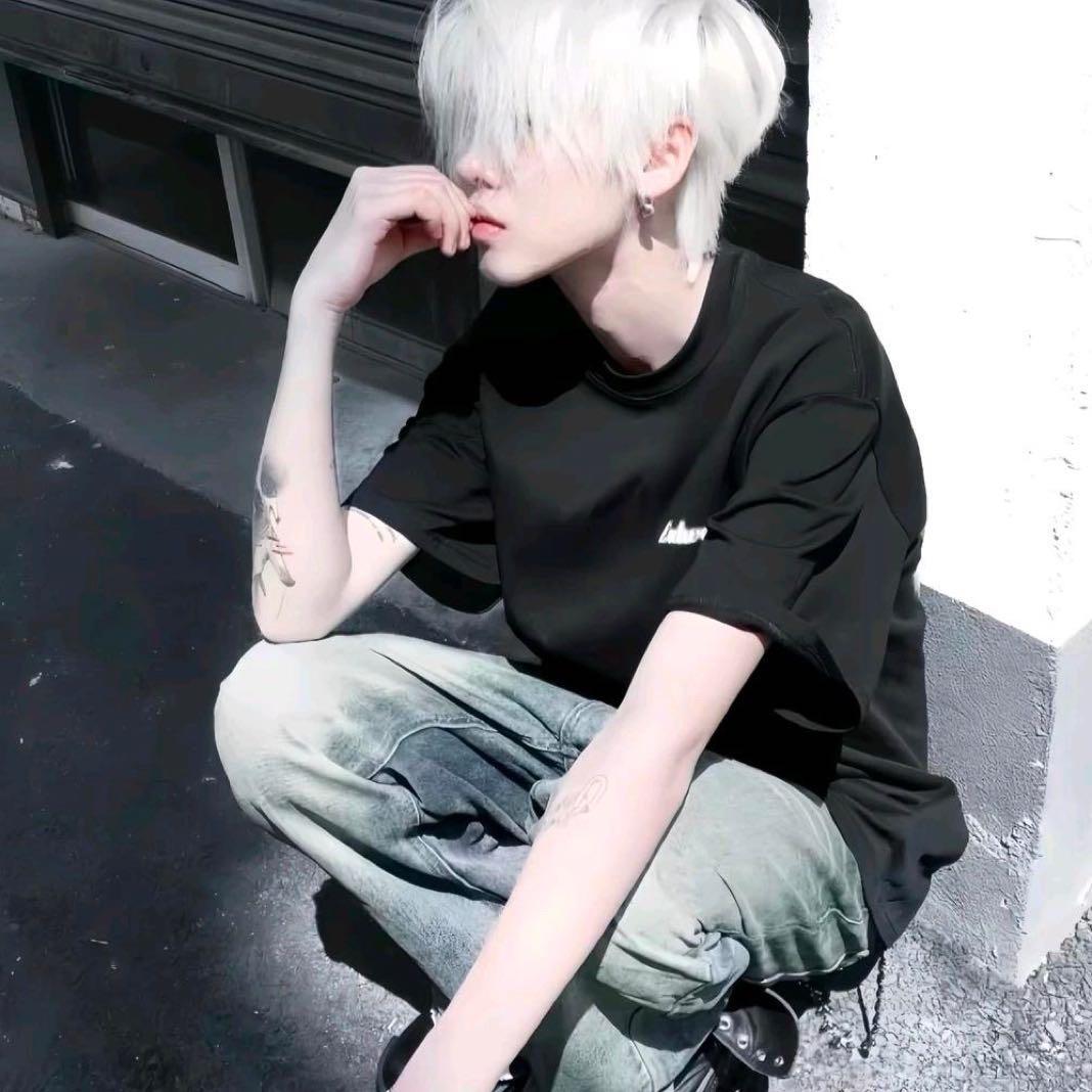 小凯凯凯（和平精英俱乐部 d陪➕）