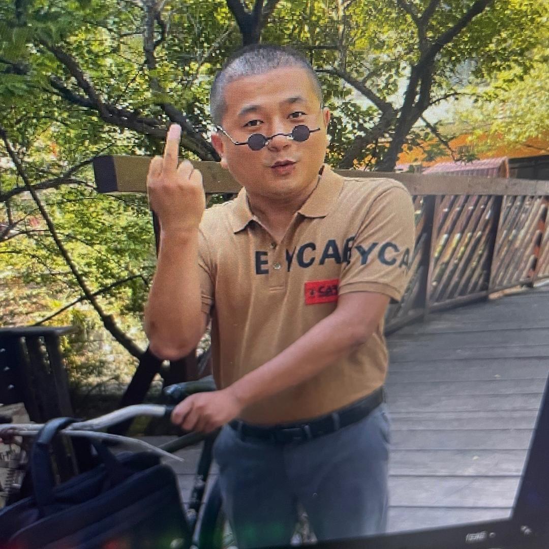 鸭哥不搞笑
