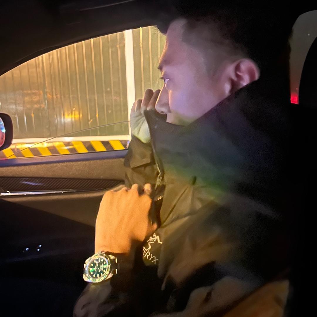 偷摸学钓鱼的豪大大