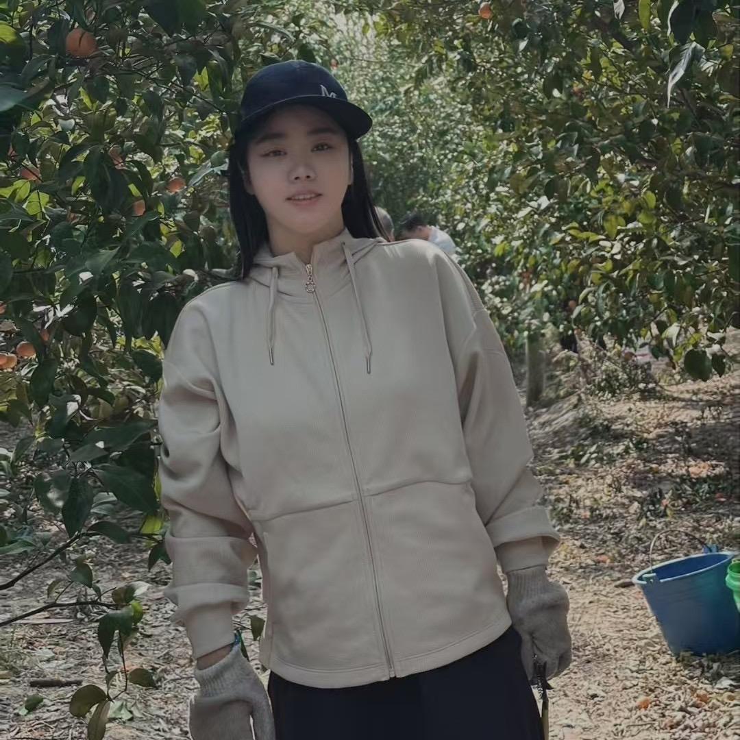 张女士