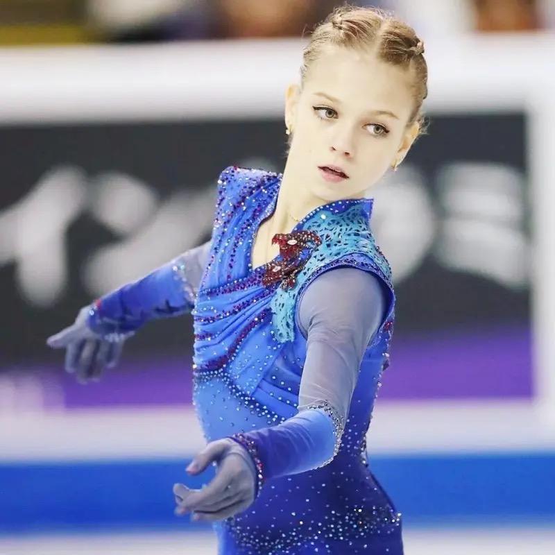 花滑运动员特鲁索娃@抖音