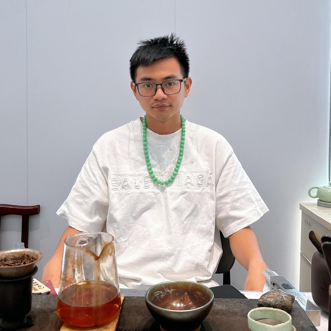 佳霆领珠宝-翡翠雕刻