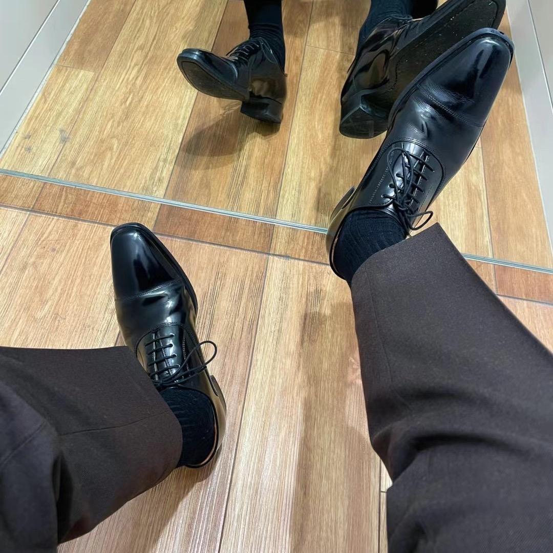 爱穿正装的小生s