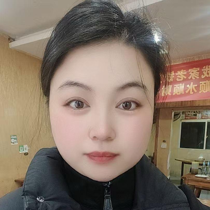 @开大排档的小姐姐