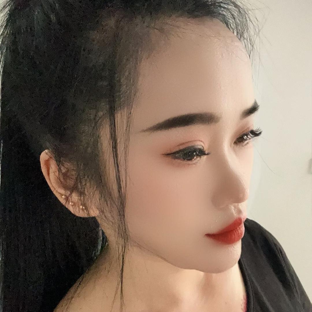 ᝰꫛꫀꪝ一身傲骨怎能输⁵²º⅓¼: ᝰ