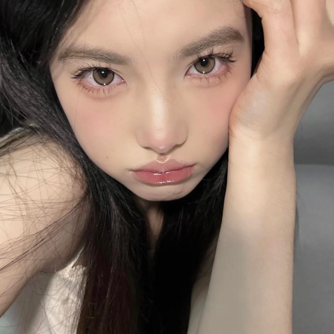 萱紫啧