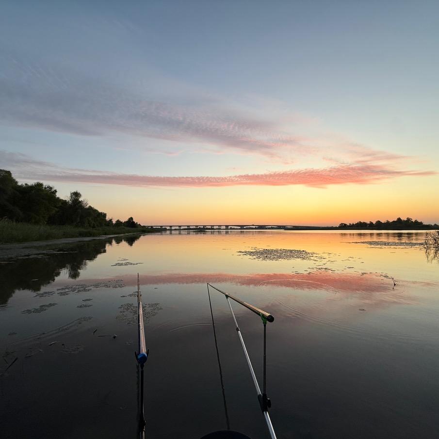 哈尔滨✈️小王子
