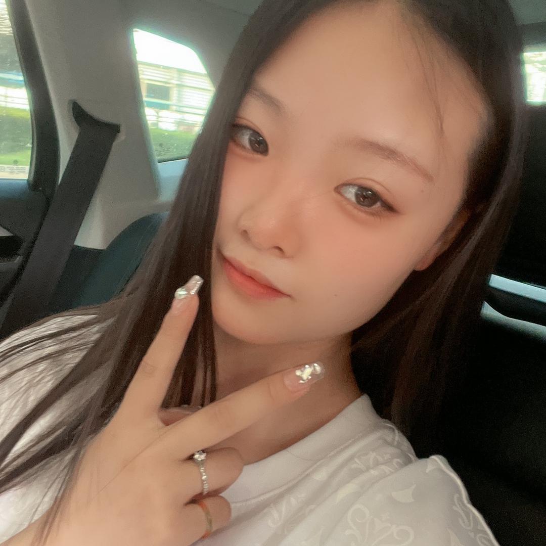 @艺彤嘛嘛吖