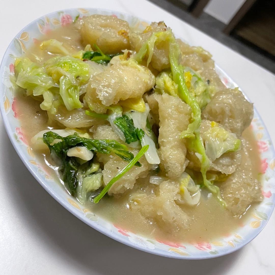 白菜焖鱼泡