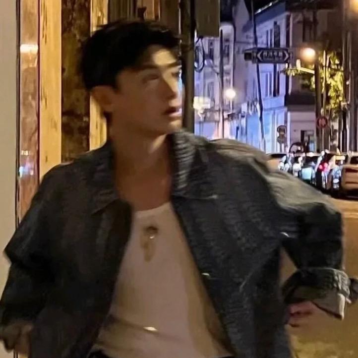 哈尼.