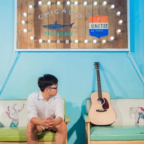 抠脚大瀚弹吉他🎸