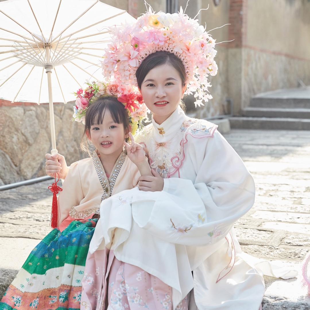 劲宝妈@爱分享（每晚10:45）