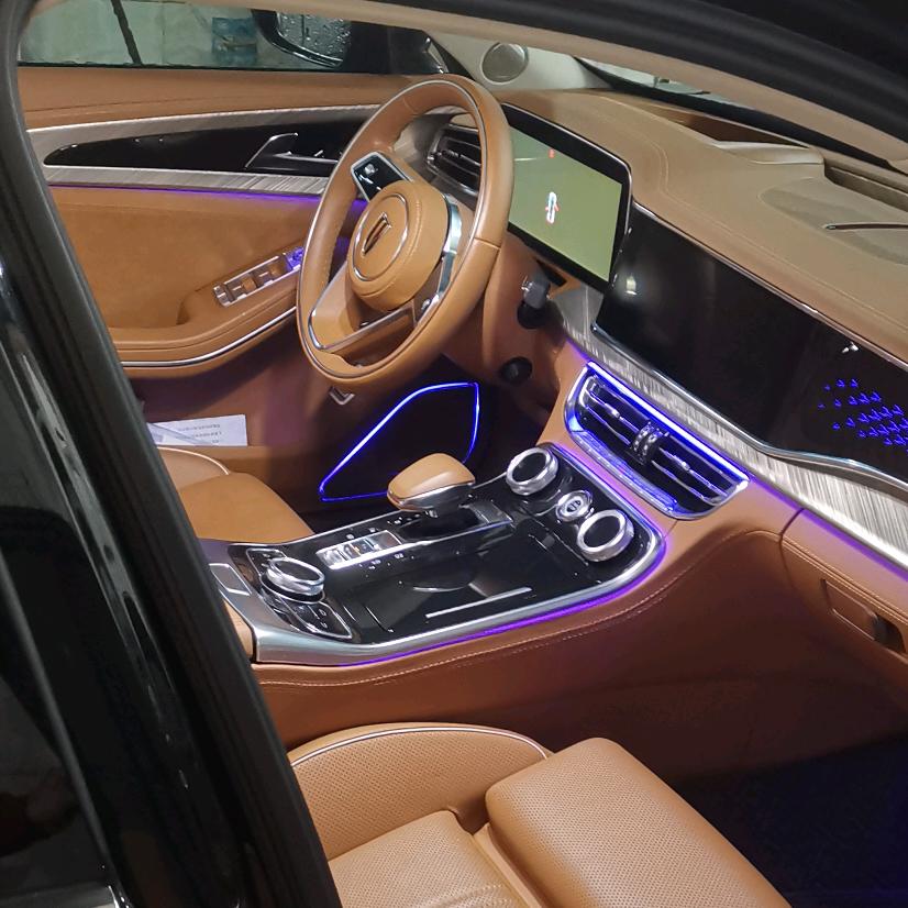 张杰在修车（车无限）