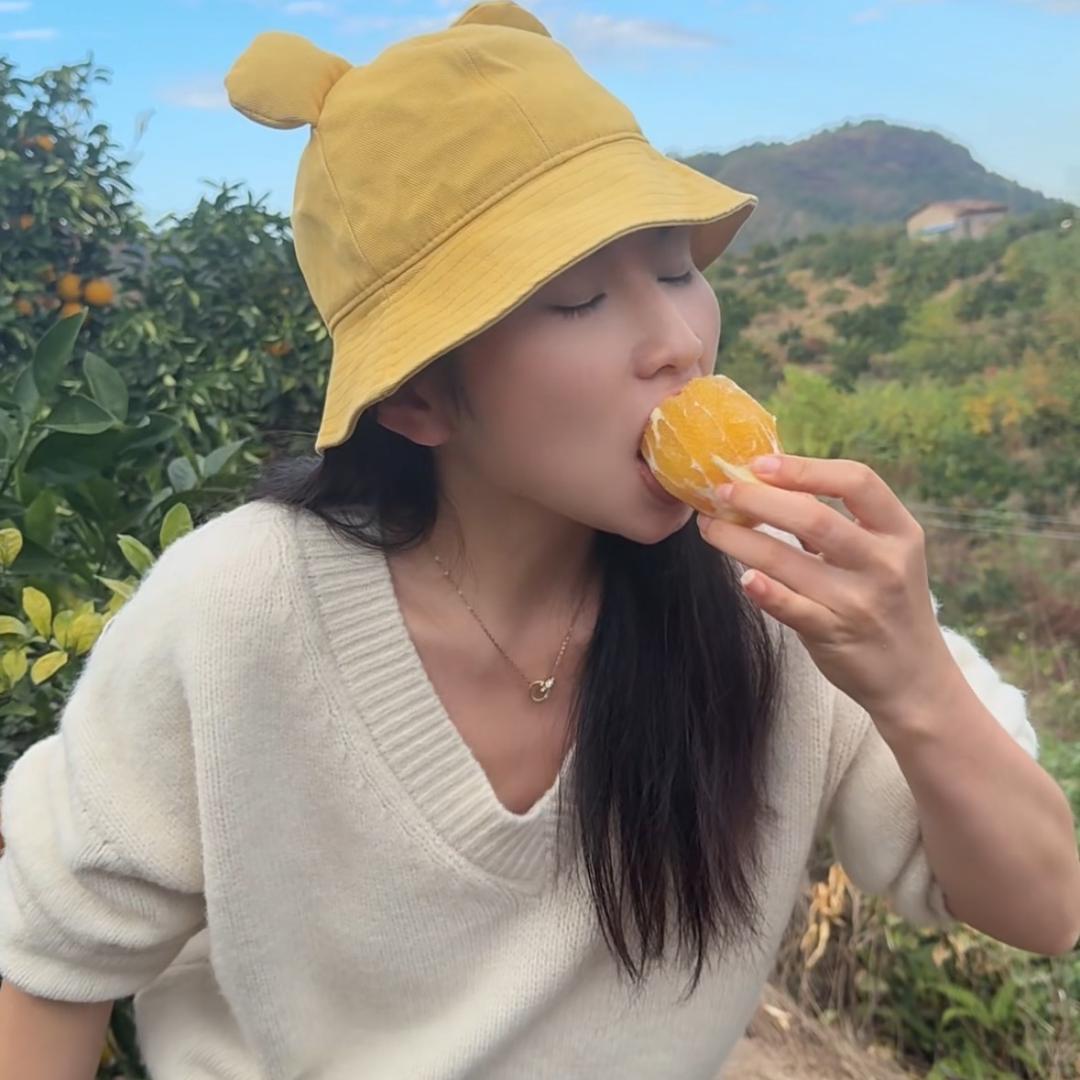 村里那个小芳