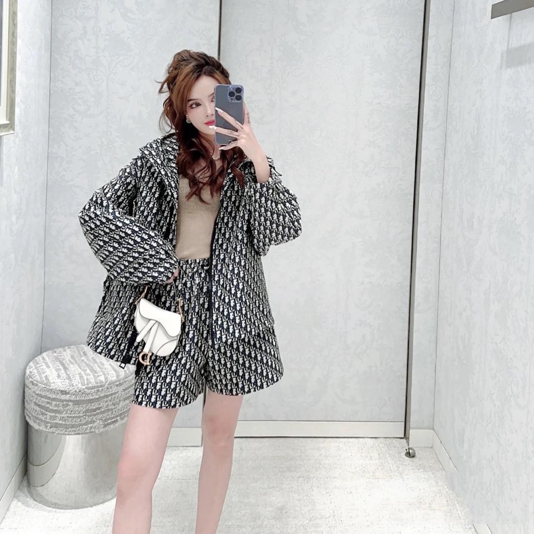 小哥鞋服号