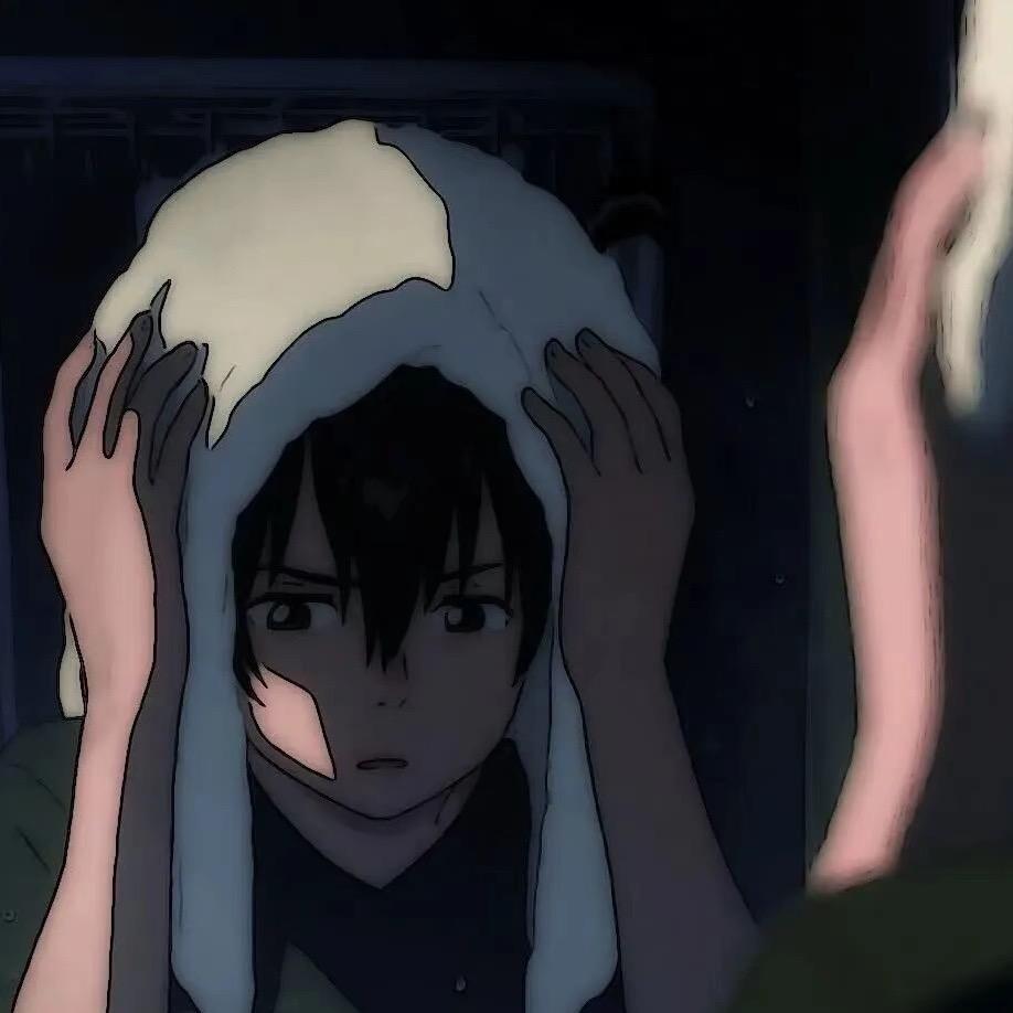 那一晚的风很大、