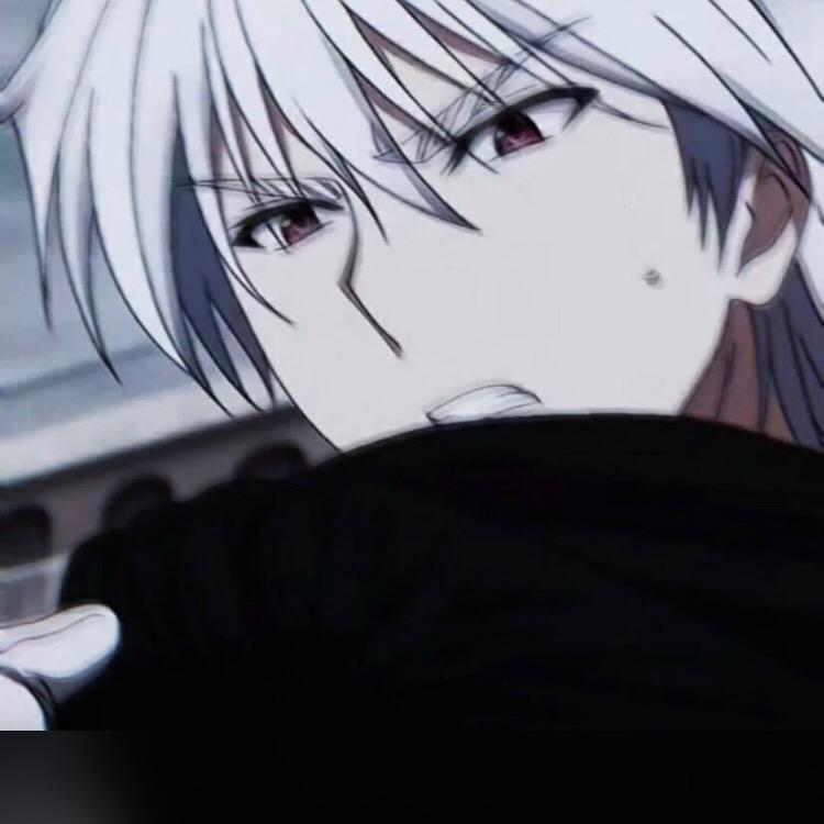 别拿暗恋当饭吃