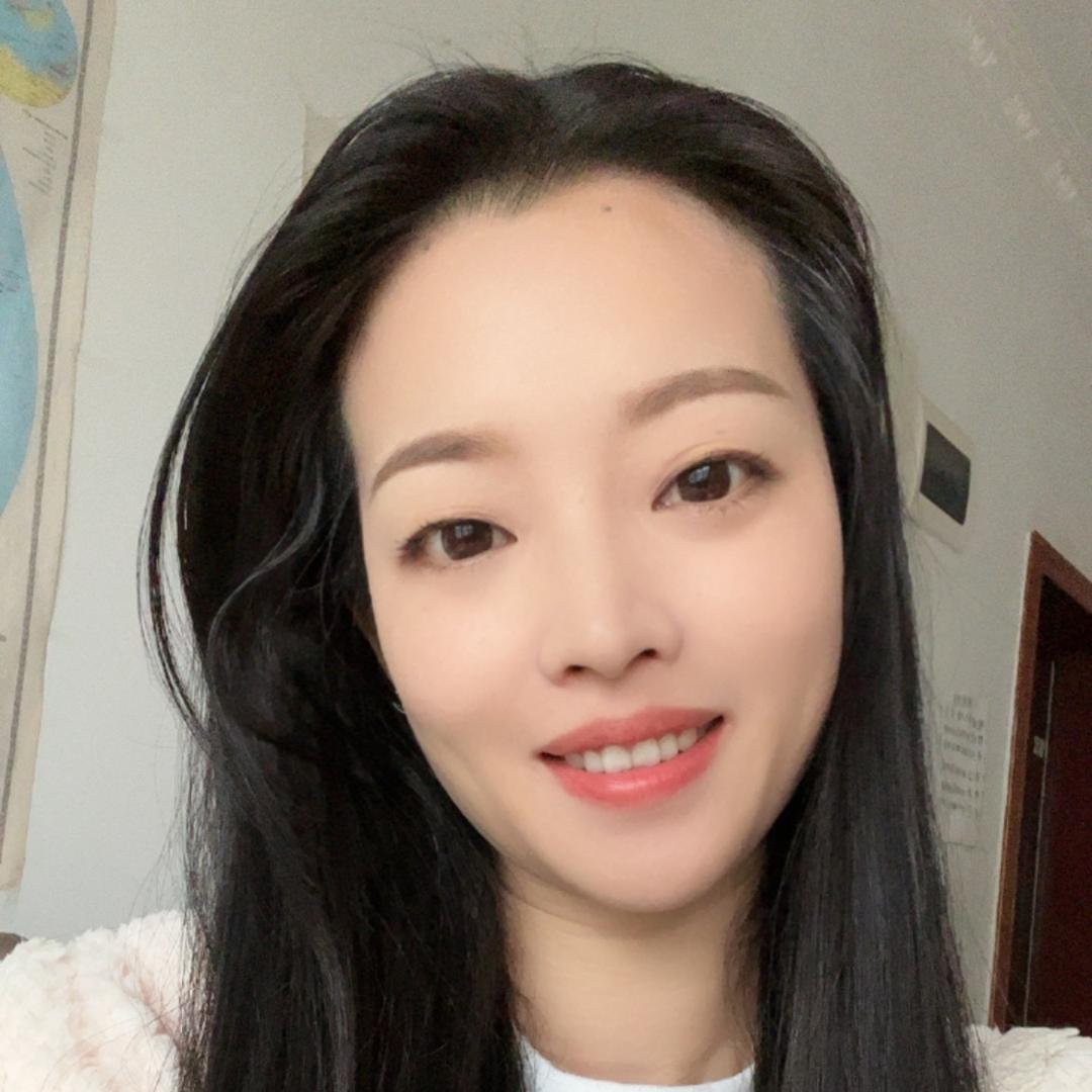 小芯姐姐