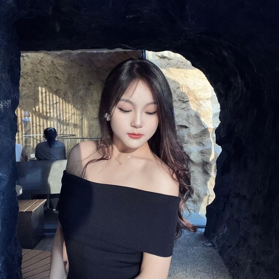 莉莉贝贝微胖女装