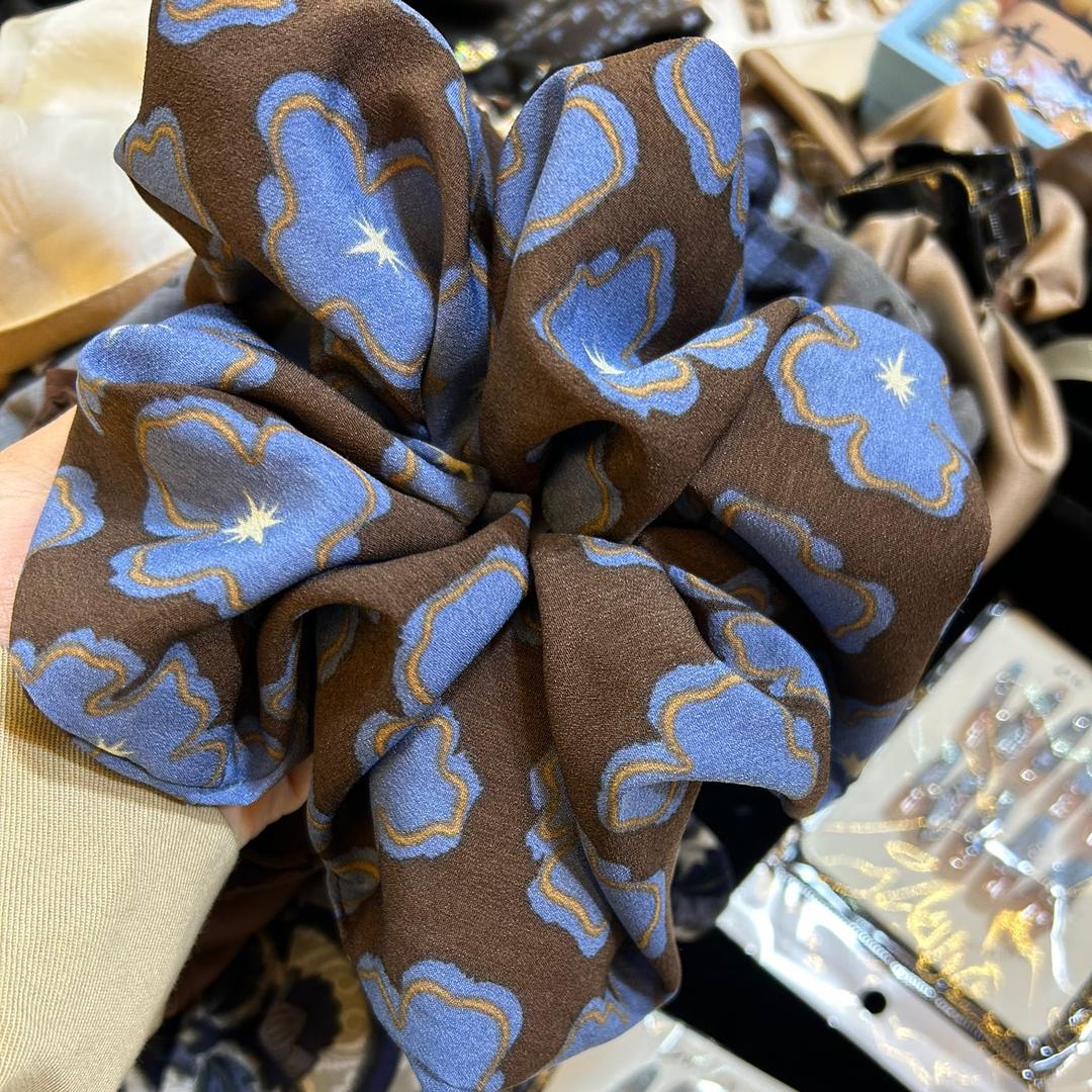 🫐八点半饰品店