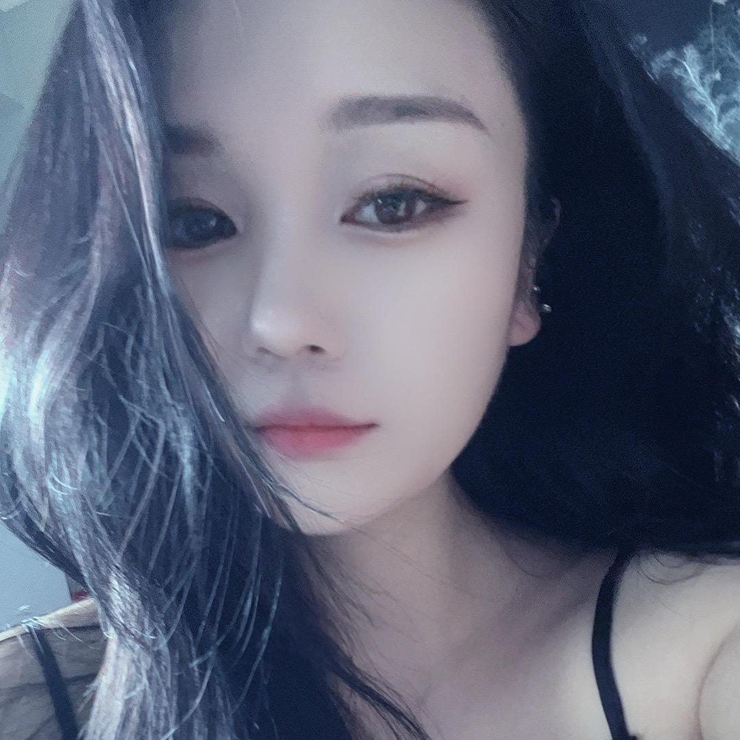 M""
