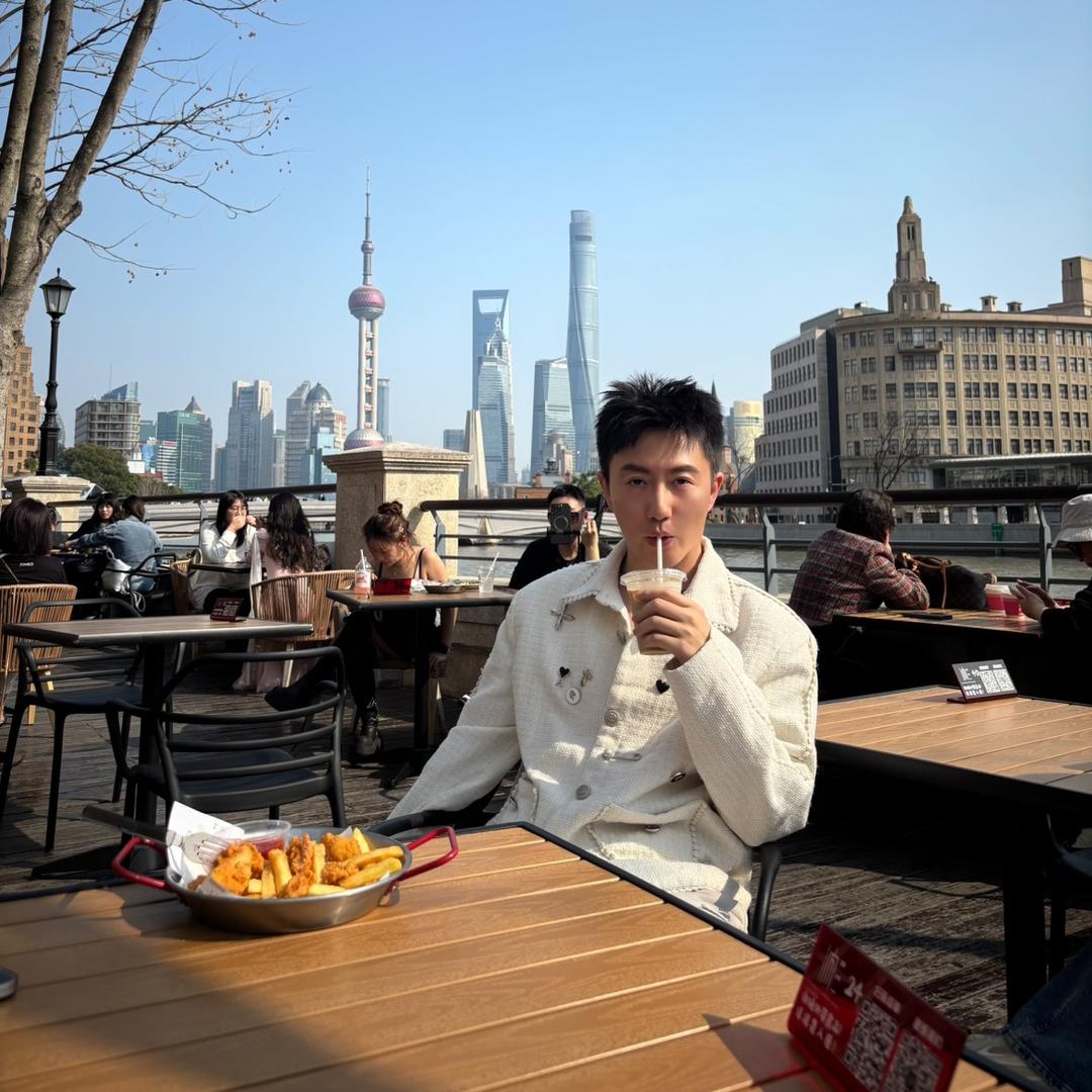 森森Adonis