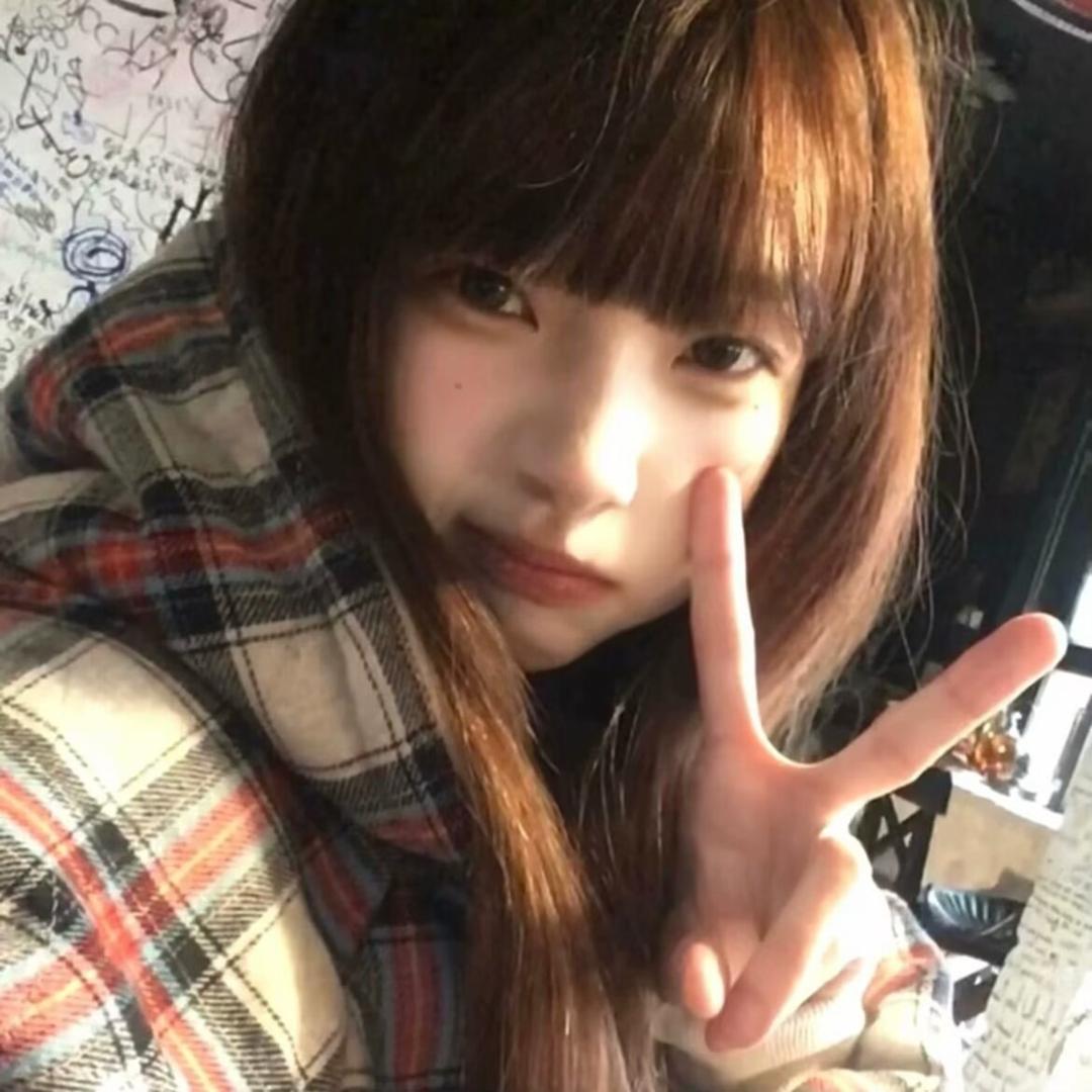 芹菜爱吃鱼.