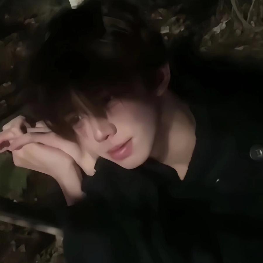 没事爱睡觉💤