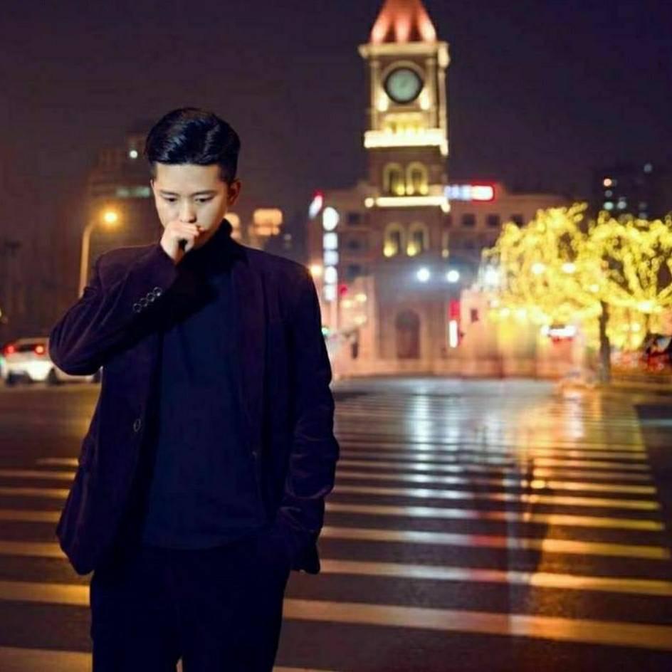 天津设计师黄增