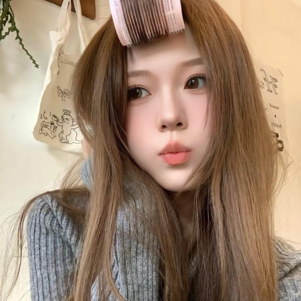 小依