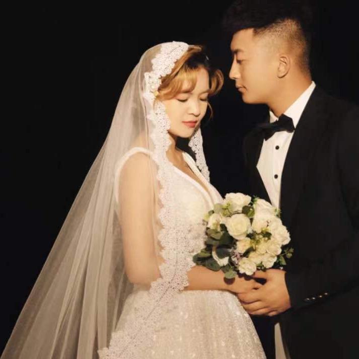 ——爱吃辣辣的小黄