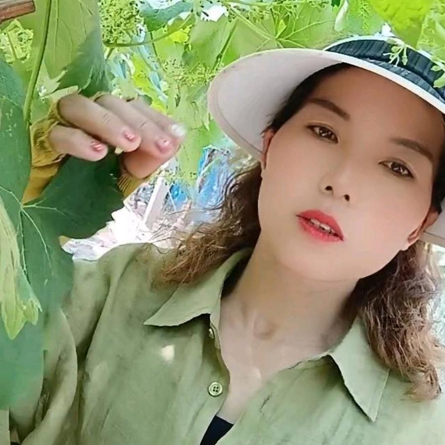 紫玉葡萄农庄《联赞拉黑》