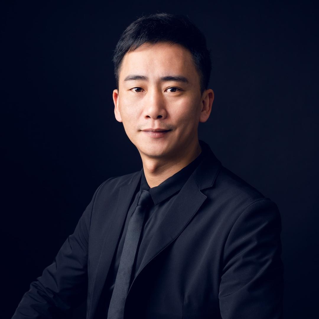 阿熙零距离佳润西文化