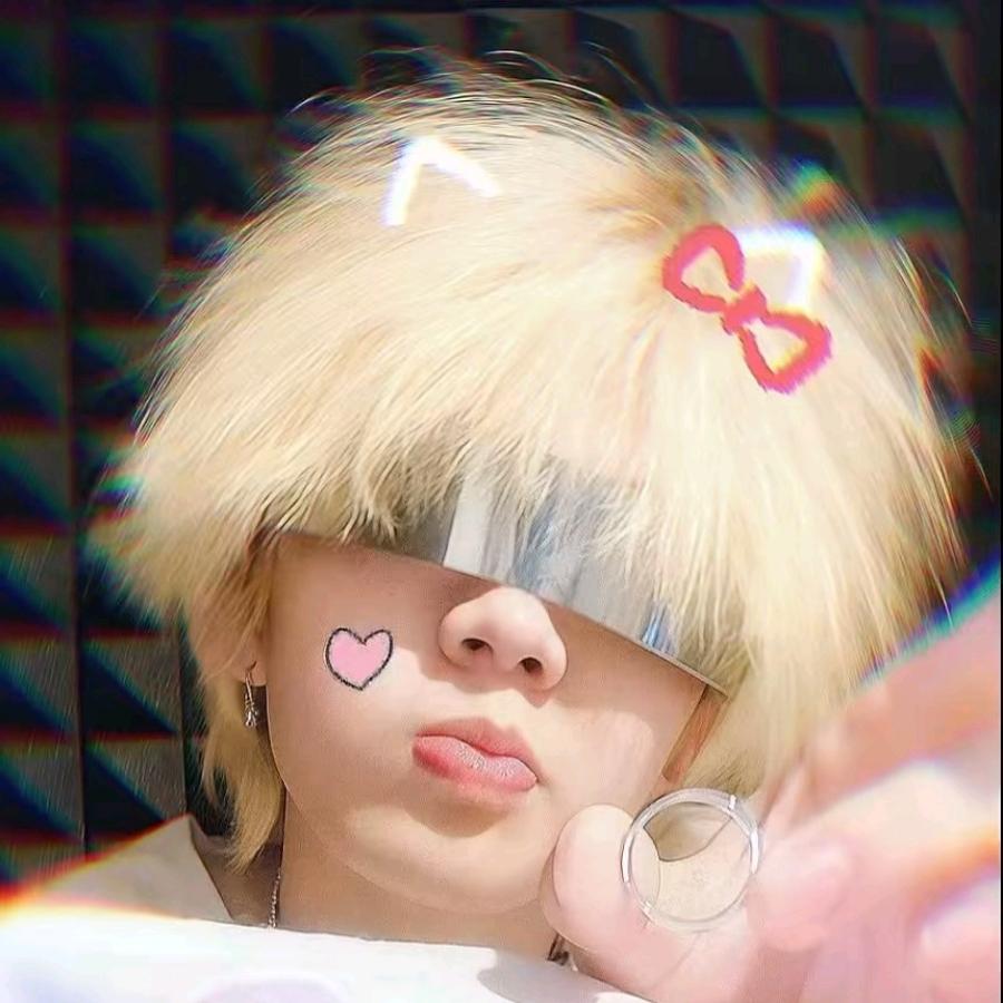 劲霸男装--鸿通城特卖