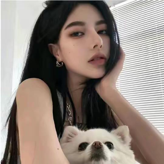 蓝月佳