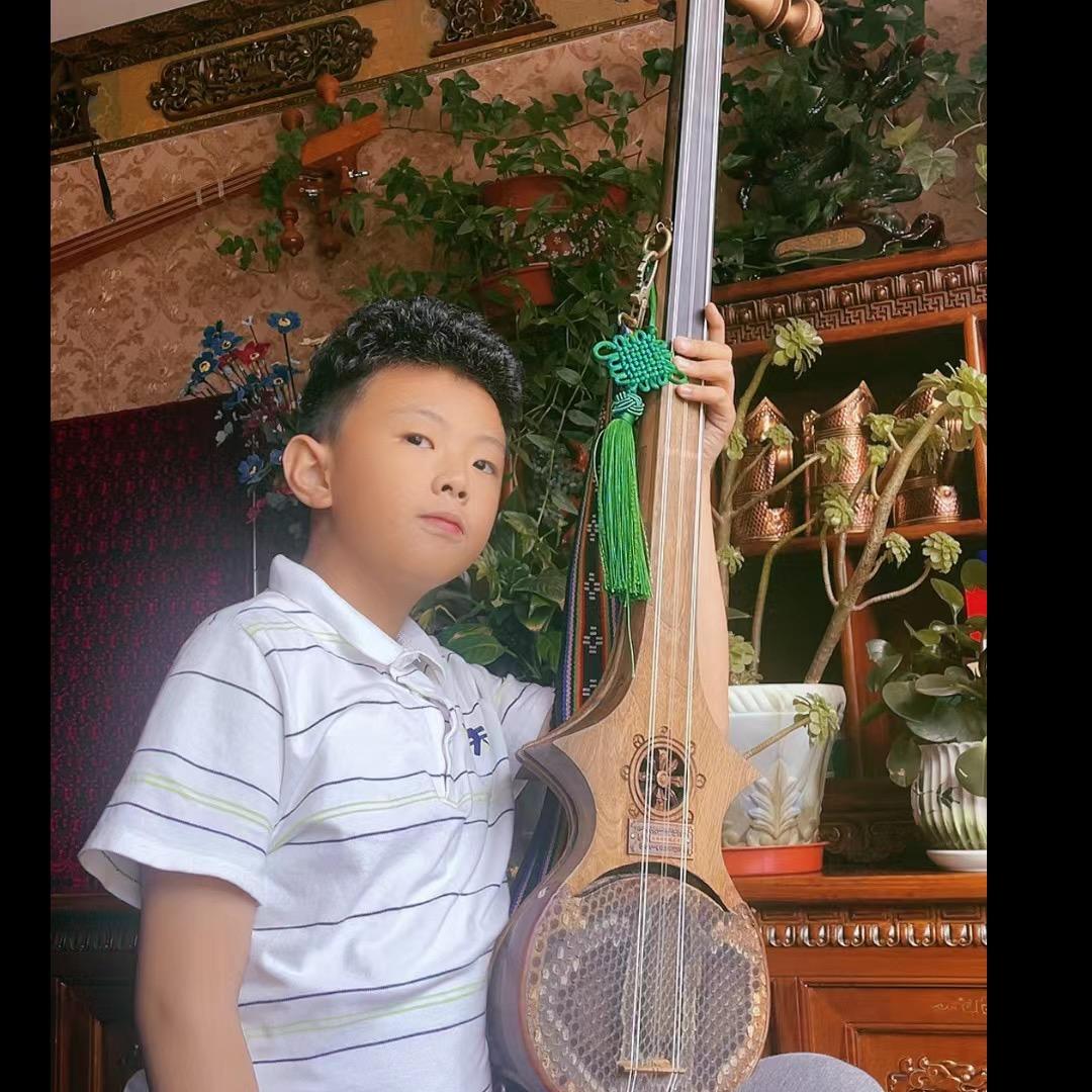 拉母