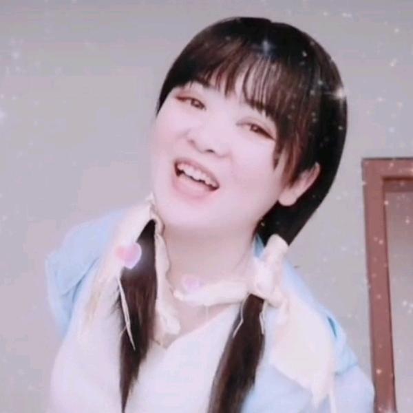 小伊人