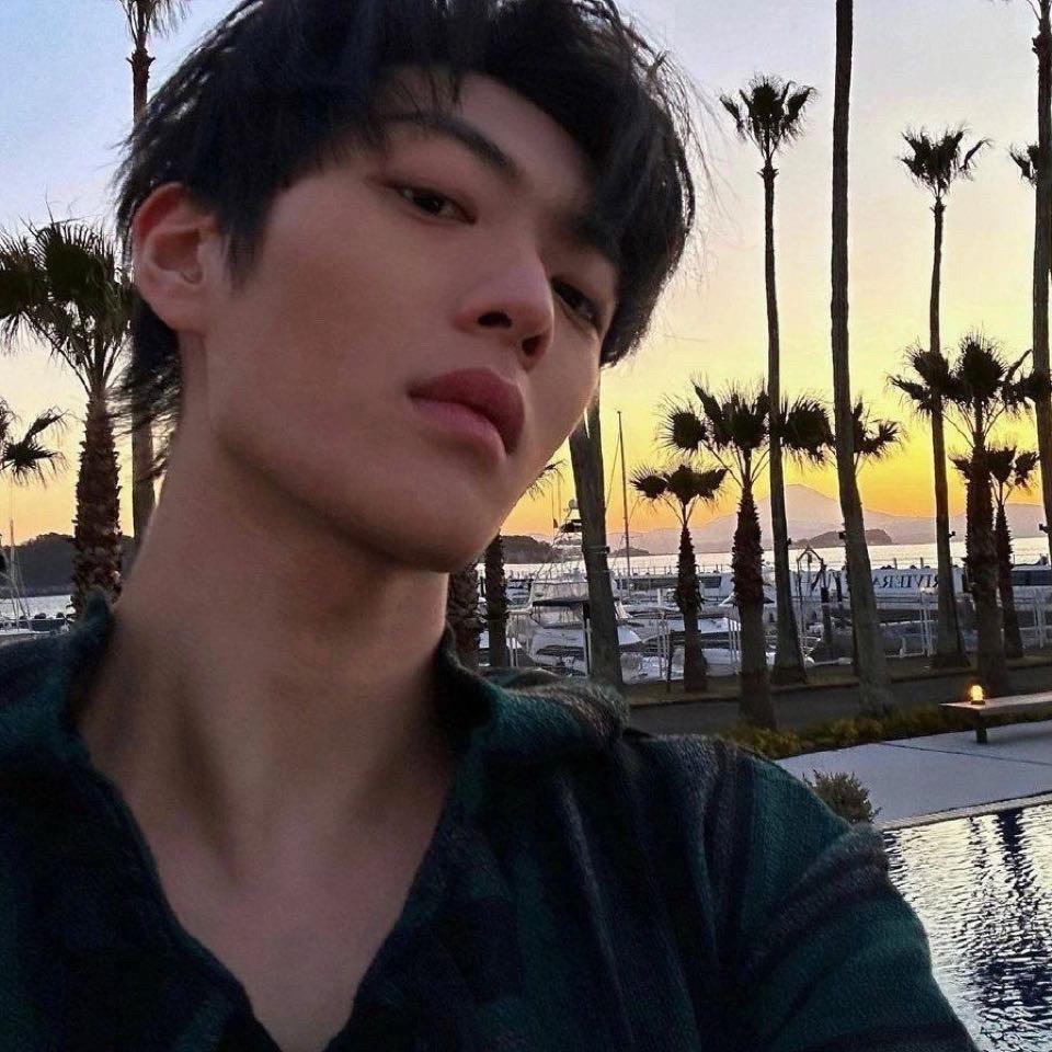 铁锅年代瞿溪店小帅