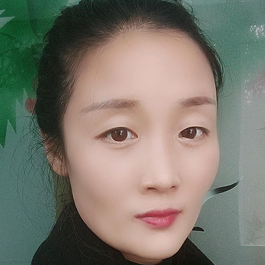 小眼睛，