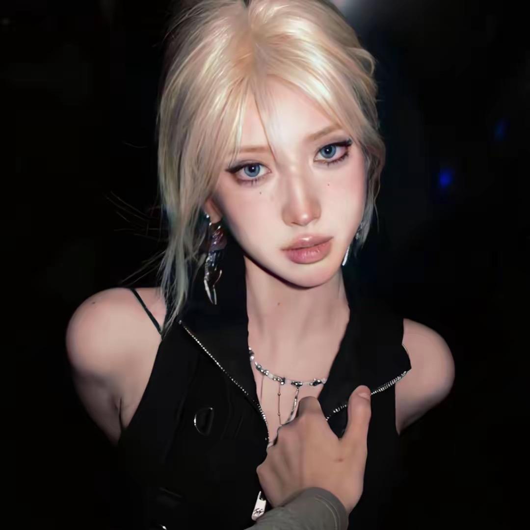 忧郁的小葡萄🍇