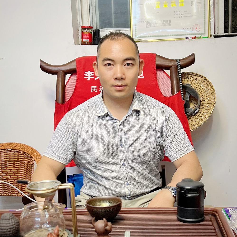 李亮（亮哥）