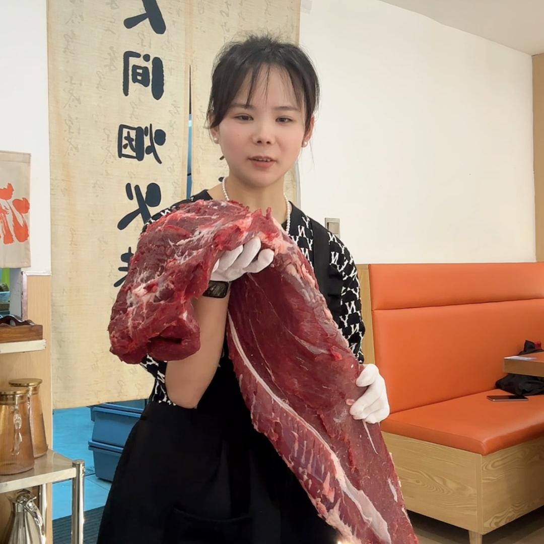 湾沚柒七酒炭烤鲜牛肉官方号