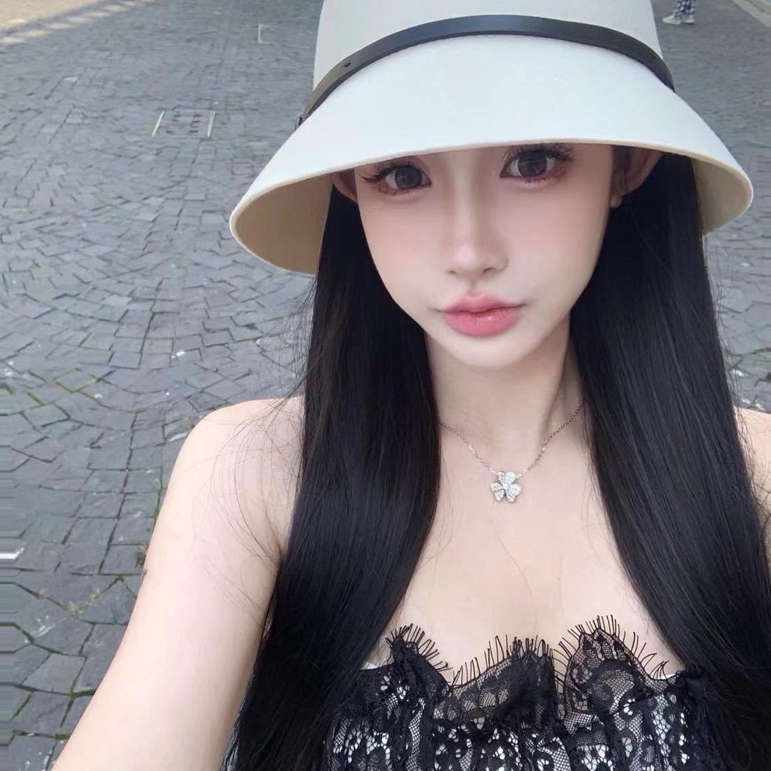 Lyy穿搭
