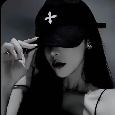 𝒞𝒽ℯ𝓃 ᥫᩣ