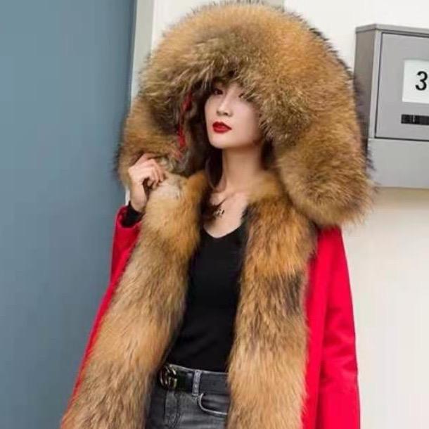 雪松服装店