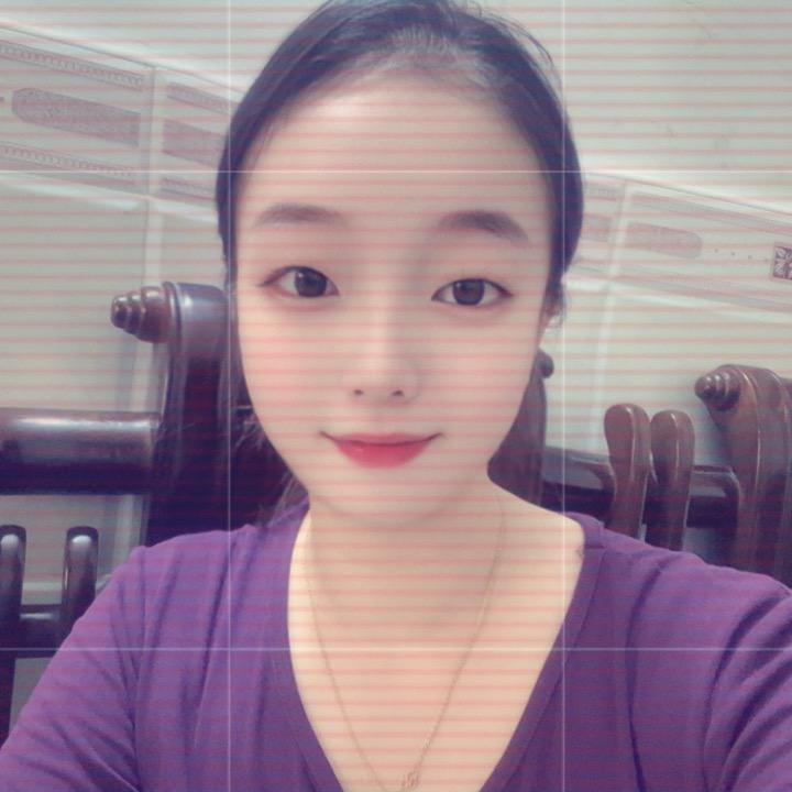 小小瑜