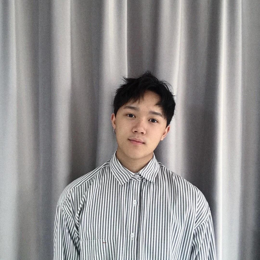 宇航。