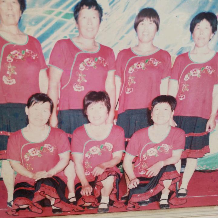 楞里格愣喜得二宝